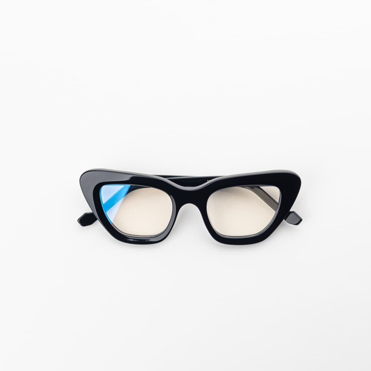 Faustina, occhiali Capys Eyewear artigianali Made in Italy