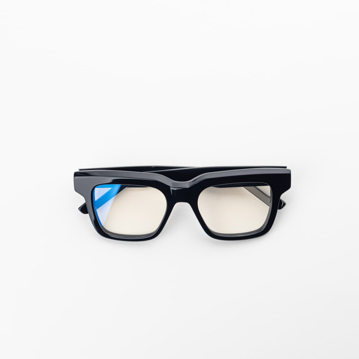 Portico, occhiali Capys Eyewear artigianali Made in Italy